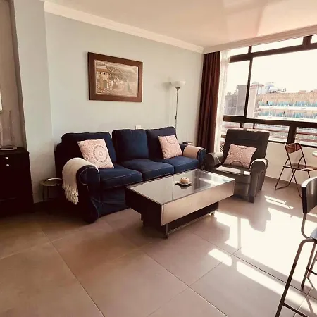 Renovated Near The Sea Apartment *